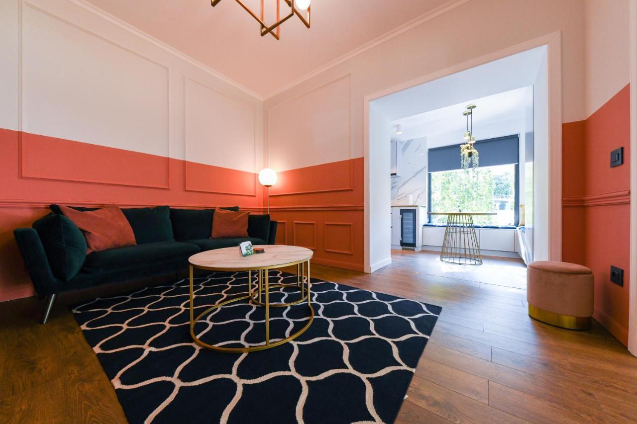 Designer Apartment In The City Center Kluż-Napoka Zewnętrze zdjęcie