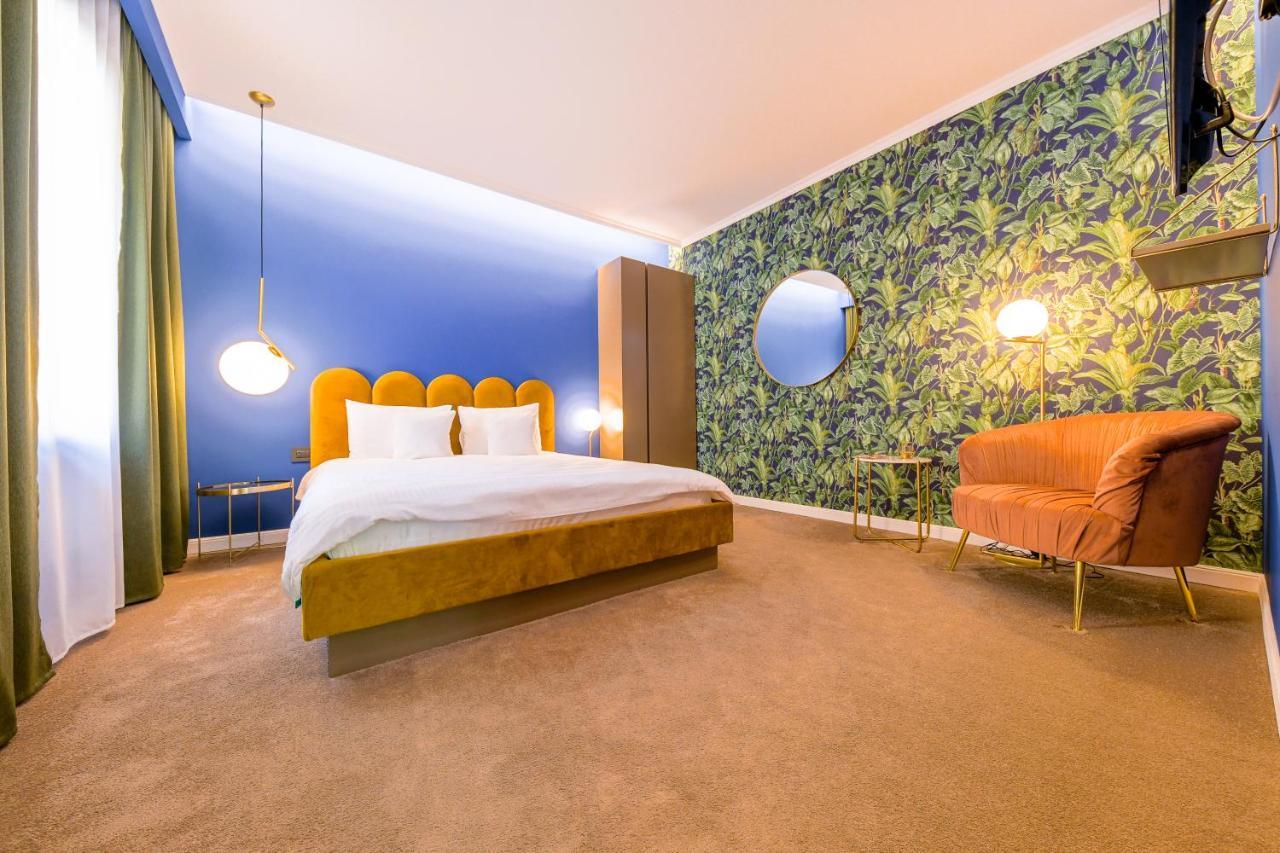 Designer Apartment In The City Center Kluż-Napoka Zewnętrze zdjęcie
